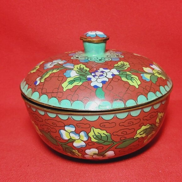 Vintage Cloisonné Brass Bowl With Lid Covered Red Dish - Picture 1 of 10
